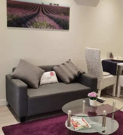 Barcelona, De 2 Habitaciones. Apartman *