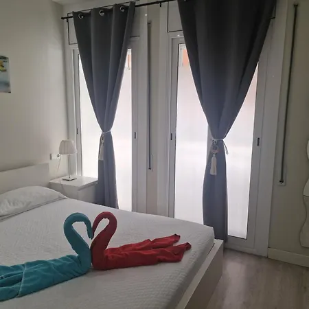 Barcelona, De 2 Habitaciones. * Hospitalet de Llobregat